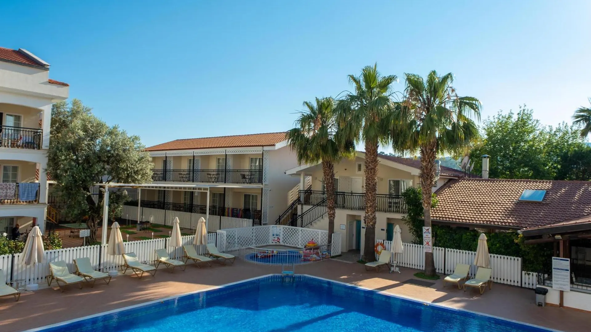 Sea Breeze Hotel And Apartments Oludeniz