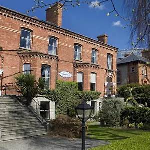 https://ariel-house.dublin-hotelsweb.com
