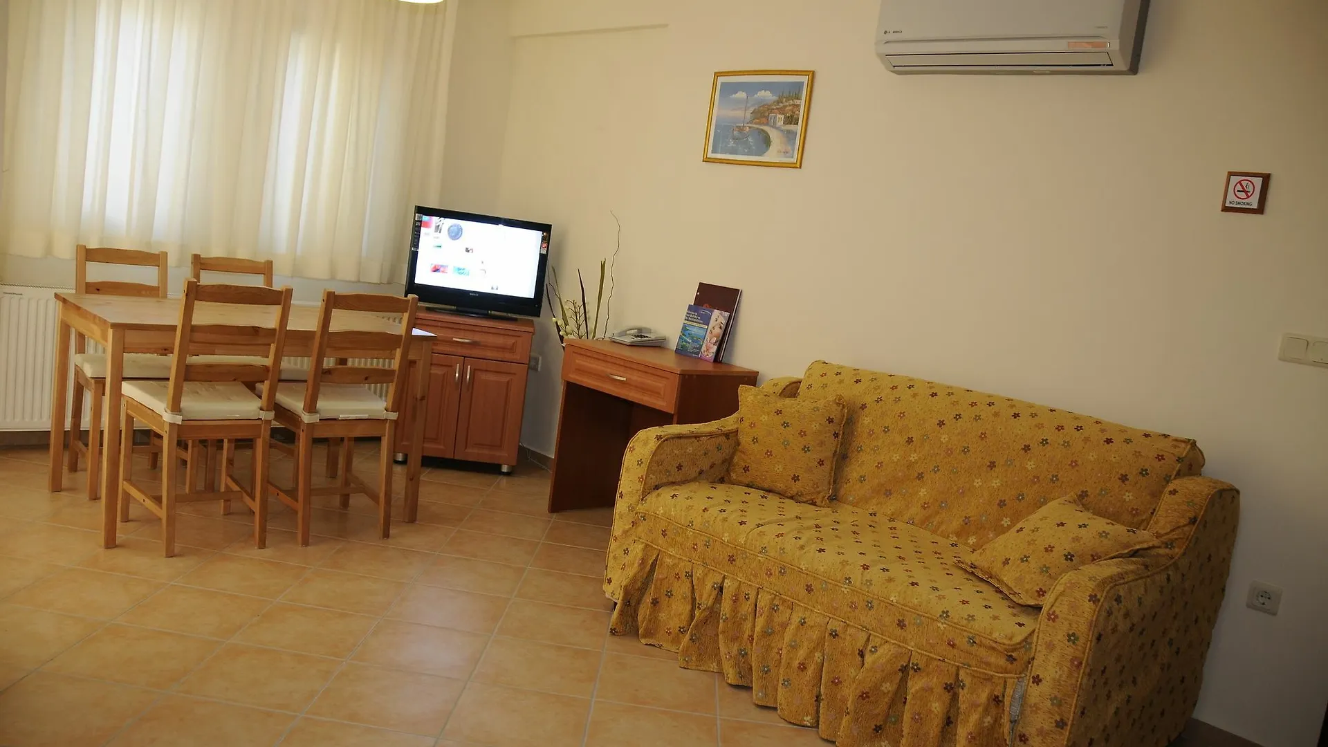 Sea Breeze Hotel And Apartments Oludeniz 4*,